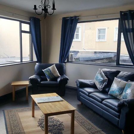 Апартаменти Donegal Lodgings - Apt 1 Donegal Town Екстер'єр фото